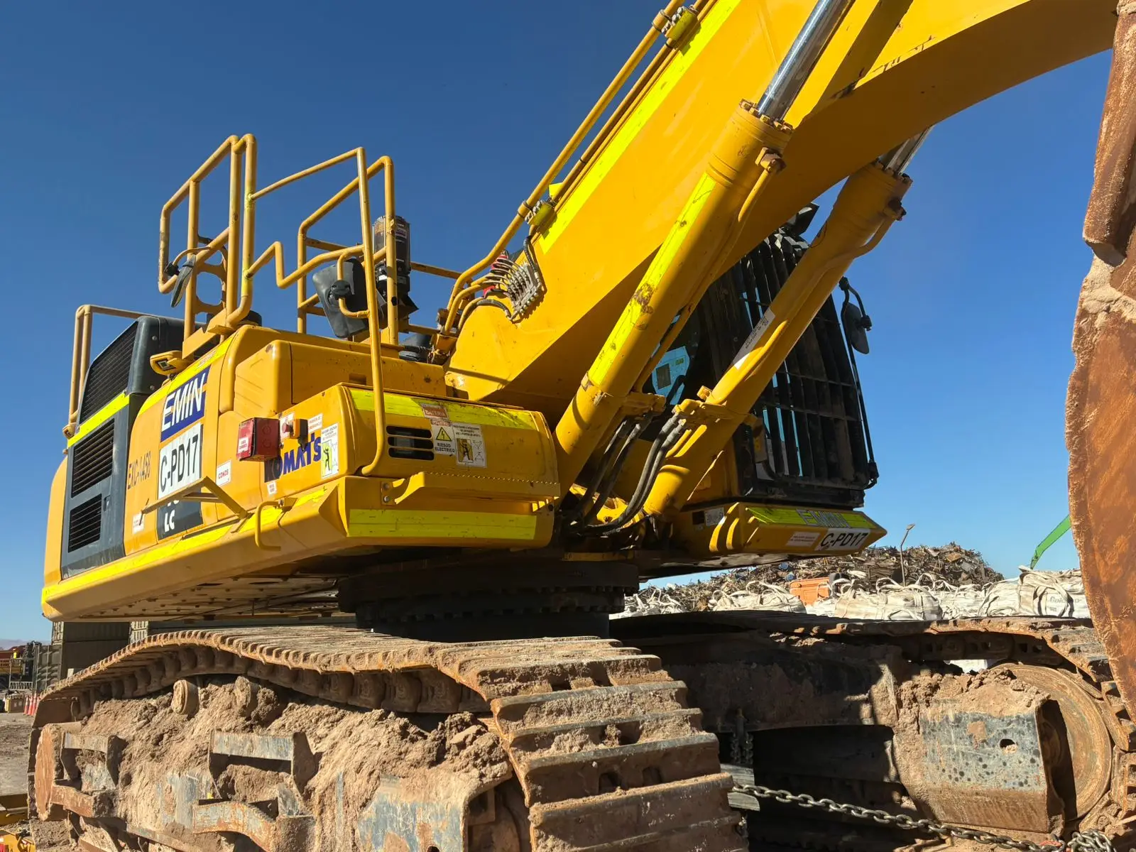 Trabajo de mantenimiento en maquinaria pesada Power Diesel SPA